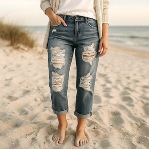 MUDD Women's Blue Distressed Low Rise Cropped Jeans, Size 15